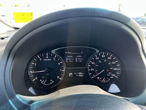 Used 2013 Nissan Altima 2.5 SV w/ 2.5SV Convenience Pkg FWD image 12