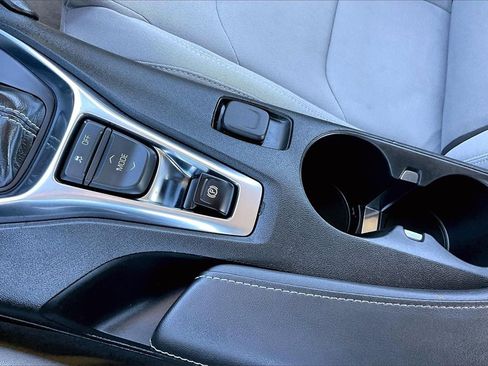 Used 2023 Chevrolet Camaro LT image 21