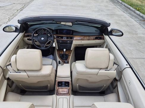 Used 2007 BMW 335i Convertible image 52