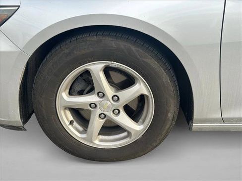 Used 2016 Chevrolet Malibu LS image 30