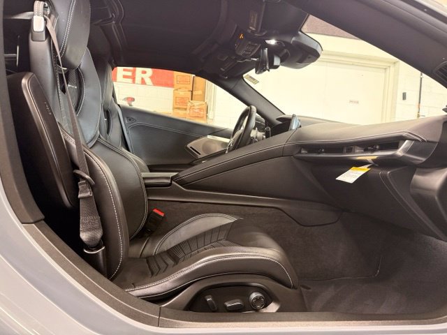 Used 2024 Chevrolet Corvette Stingray Preferred Cpe w/ 2LT RWD image 22