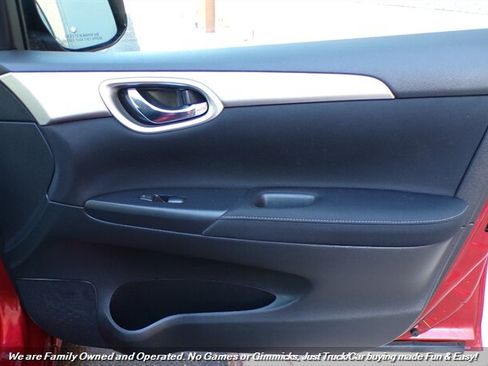 Used 2015 Nissan Sentra SV FWD image 23