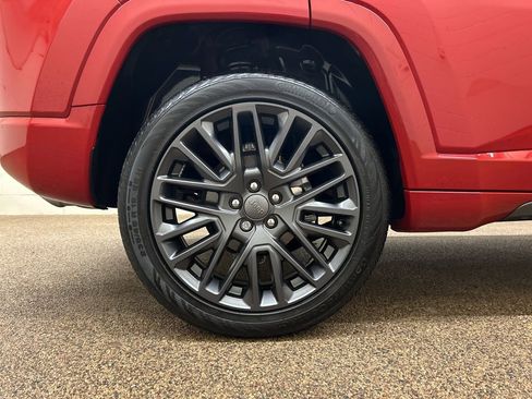 Used 2022 Jeep Compass Limited image 26