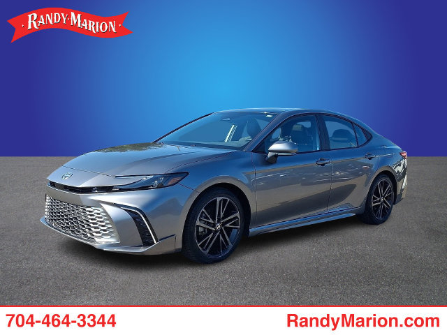 Used 2025 Toyota Camry XSE FWD image 1