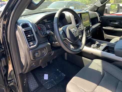 New 2026 RAM 1500 Express AWD/4WD image 16