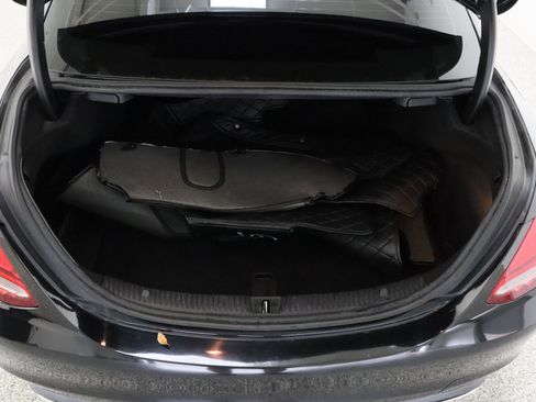 Used 2018 Mercedes-Benz C 300 Sedan image 34