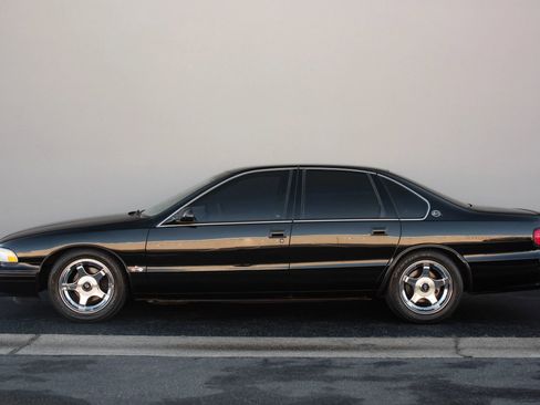Used 1996 Chevrolet Impala SS image 8