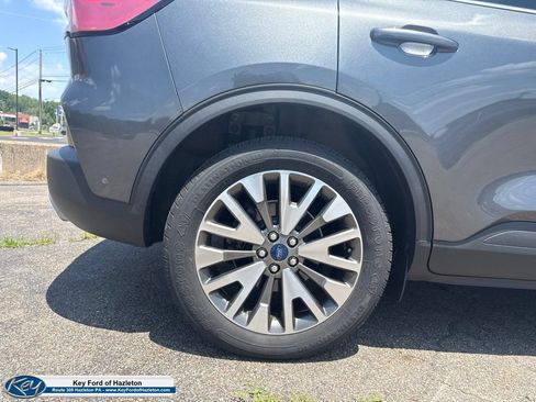Used 2020 Ford Escape Titanium AWD/4WD image 11
