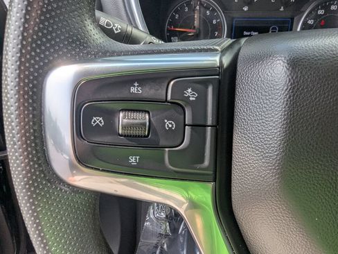 Used 2022 Chevrolet Blazer LT FWD image 16