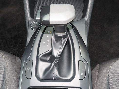 Used 2025 Kia K4 FWD image 19