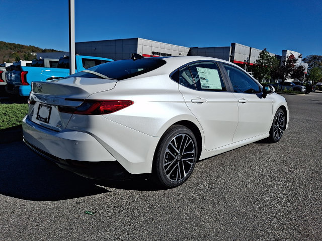 New 2026 Toyota Camry XLE w/ Premium Plus Package FWD image 4