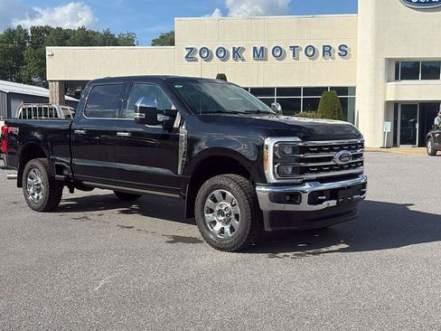 Used 2023 Ford F250 Lariat w/ Lariat Ultimate Package AWD/4WD image 1