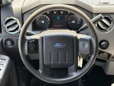 Used 2012 Ford F250 XLT w/ FX4 4X4 Off-Road Pkg image 14