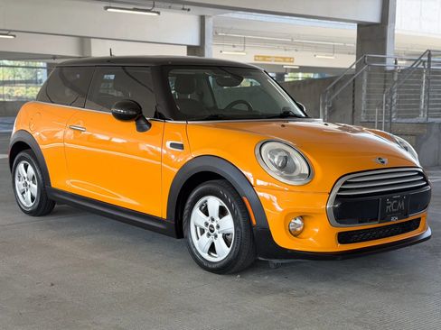 Used 2015 MINI Cooper 2-Door Hardtop FWD image 3