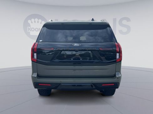 Used 2025 Ford Expedition Tremor AWD/4WD image 5