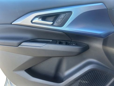 New 2026 Chevrolet Equinox EV LT FWD image 11