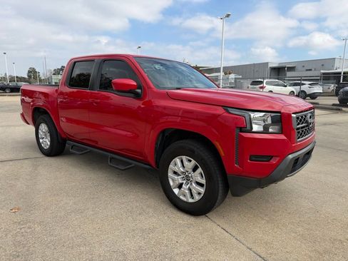 Used 2022 Nissan Frontier SV image 7