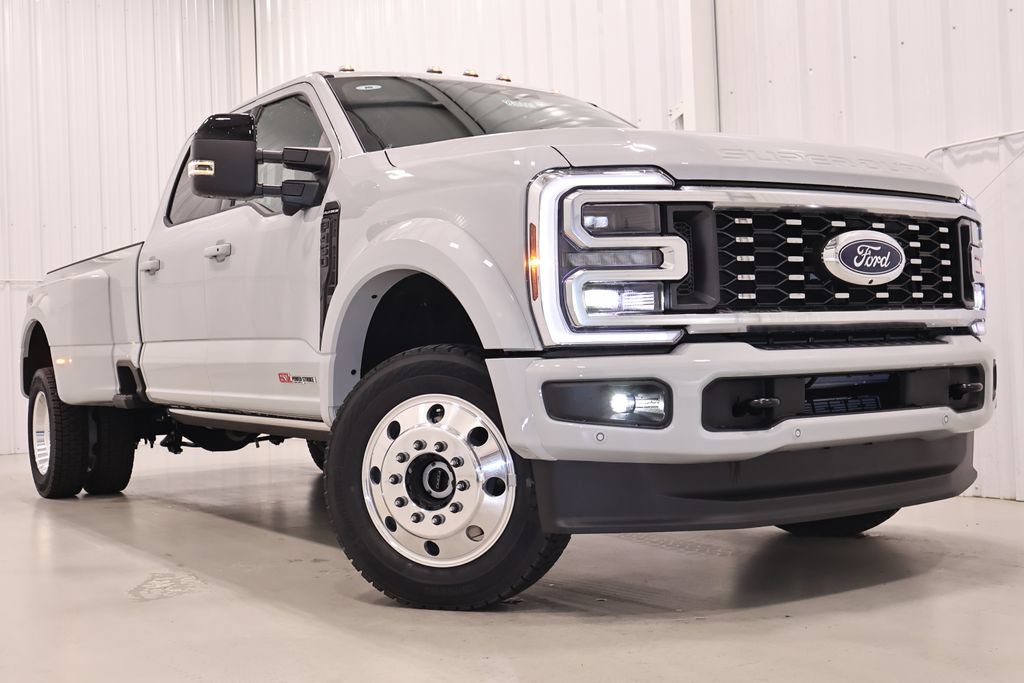 New 2026 Ford F450 Platinum w/ FX4 Off-Road Package AWD/4WD image 41