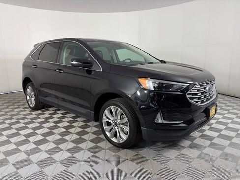 Certified 2024 Ford Edge Titanium image 1