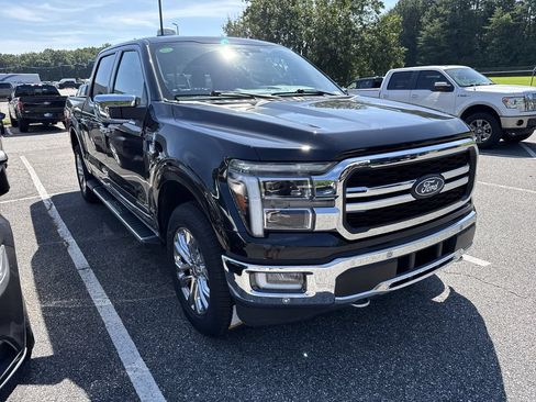 Used 2024 Ford F150 Lariat w/ Equipment Group 502A High AWD/4WD image 2