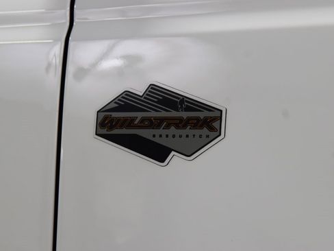 Used 2021 Ford Bronco Wildtrak image 16