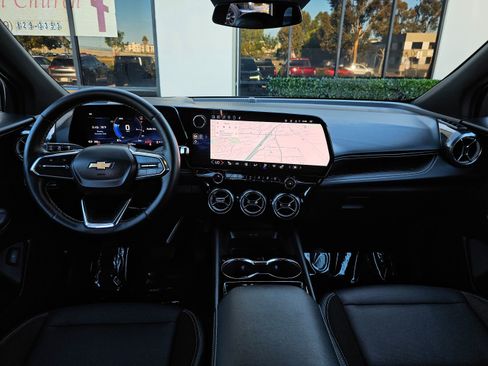 Used 2024 Chevrolet Blazer EV LT image 22