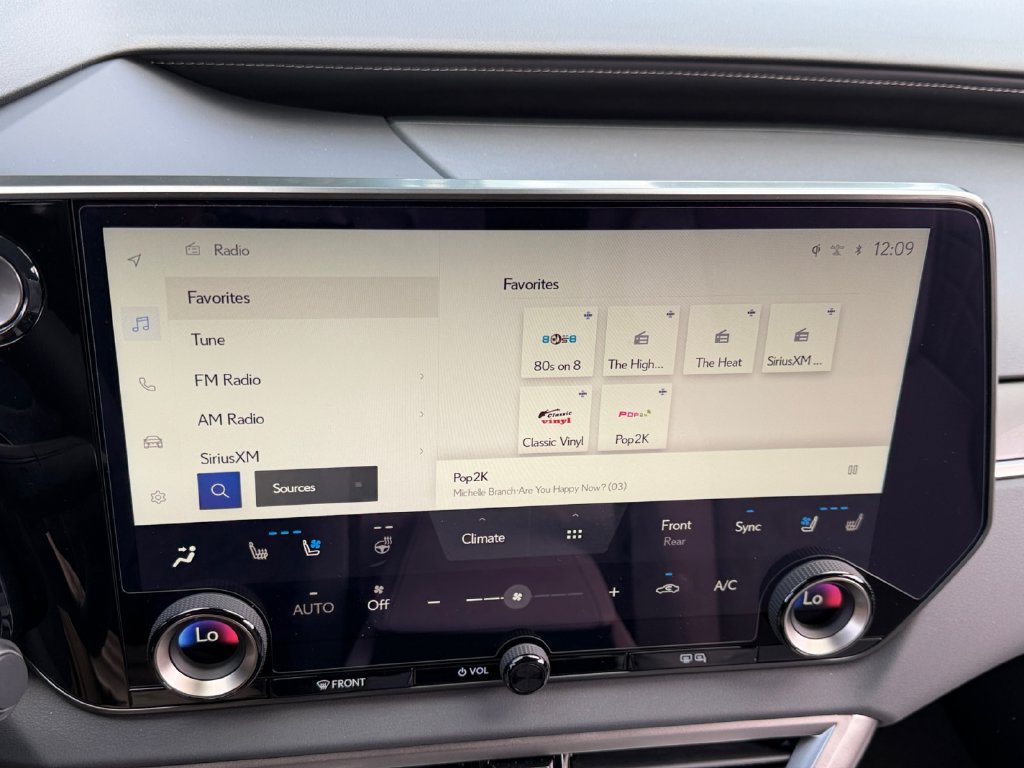 New 2026 Lexus RX 350 Premium w/ Accessory Package (Z1) AWD/4WD image 17
