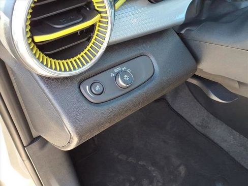 New 2026 Chevrolet Trax LT w/ Driver Confidence Package image 16