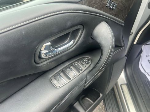 Used 2022 INFINITI QX80 Luxe image 28