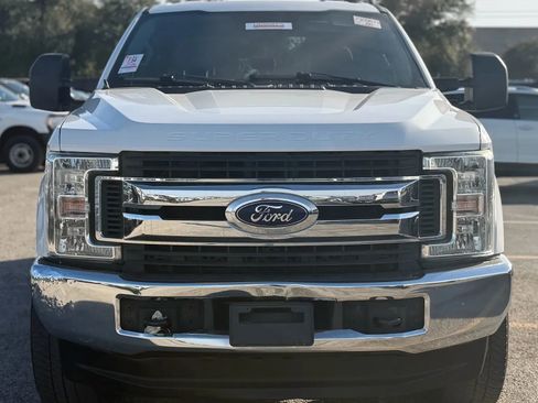 Used 2017 Ford F250 XL w/ Power Equipment Group image 10