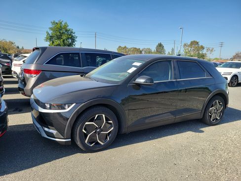 Used 2024 Hyundai Ioniq 5 SEL RWD image 1