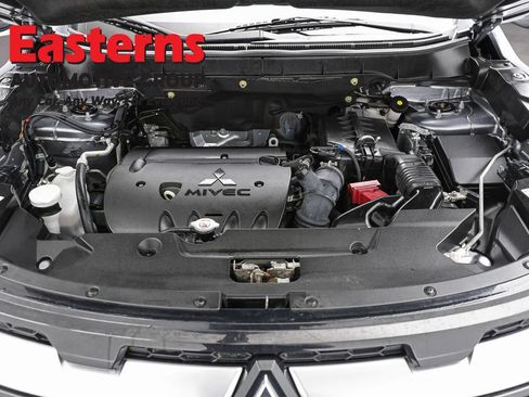 Used 2022 Mitsubishi Outlander Sport SE FWD image 7