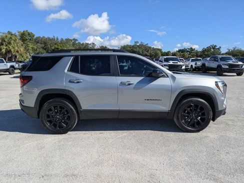 Used 2026 GMC Terrain Elevation w/ Elevation Premium Package AWD/4WD image 2