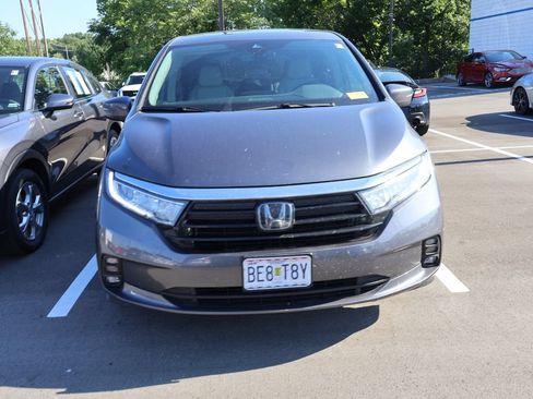 Used 2024 Honda Odyssey EX-L image 2