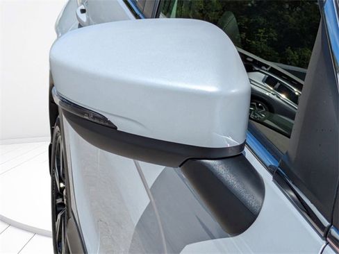 New 2025 Mitsubishi Eclipse Cross SE image 12