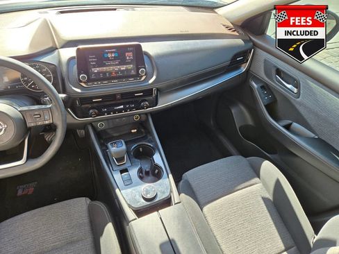 Used 2022 Nissan Rogue SV AWD/4WD image 16