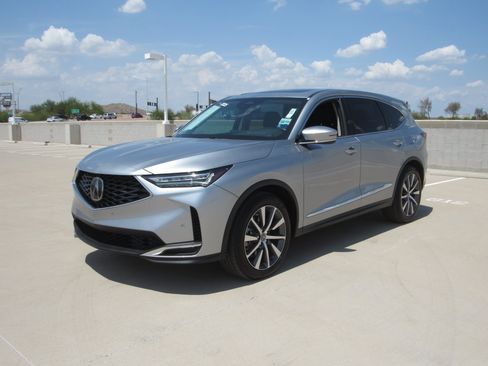 Certified 2025 Acura MDX SH-AWD w/ Technology Package image 1