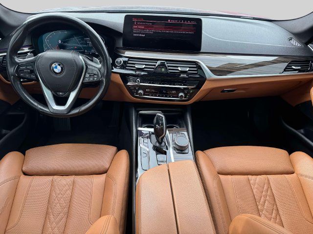 Used 2021 BMW 530i xDrive w/ Convenience Package AWD/4WD image 18