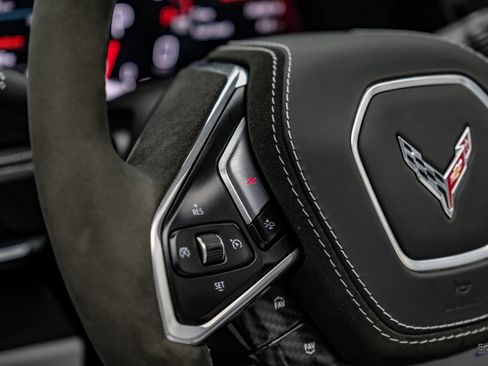 Used 2024 Chevrolet Corvette Z06 w/ Z07 Performance Package RWD image 61