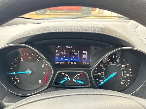 Used 2017 Ford Escape SE w/ Equipment Group 201A image 20