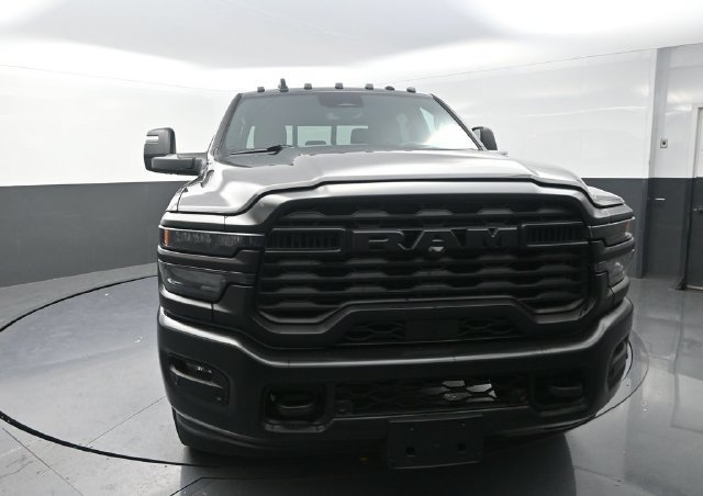 Used 2026 RAM 2500 Tradesman AWD/4WD image 5