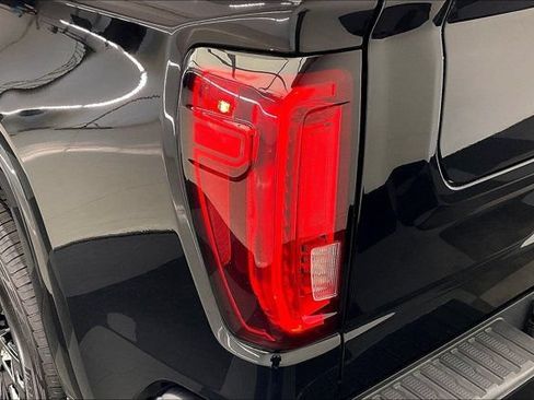 Used 2023 GMC Sierra 1500 Denali w/ Technology Package AWD/4WD image 29