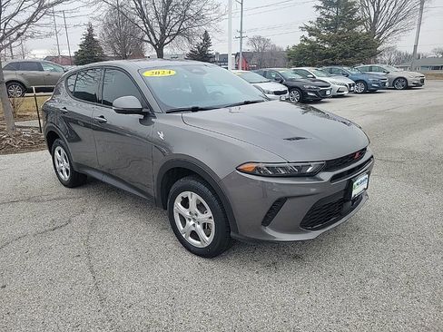 Used 2024 Dodge Hornet GT image 10