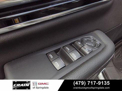 Used 2026 GMC Yukon XL Denali w/ Sun & Power Step Package AWD/4WD image 11