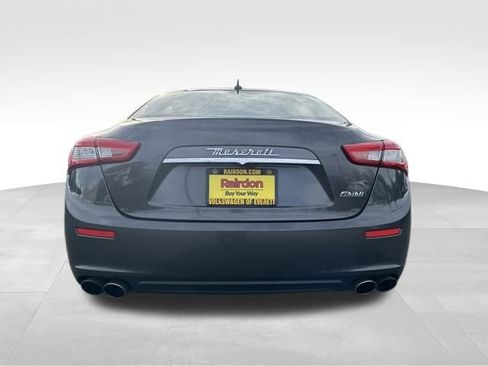 Used 2015 Maserati Ghibli Base image 6