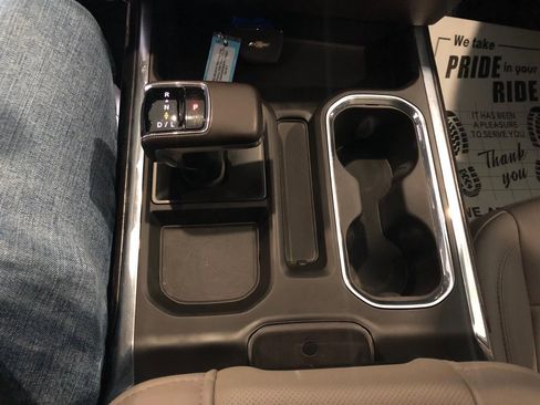 Used 2023 Chevrolet Silverado 1500 LTZ w/ Z71 Off-Road Package image 21