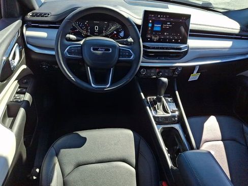 Used 2024 Jeep Compass Limited AWD/4WD image 11