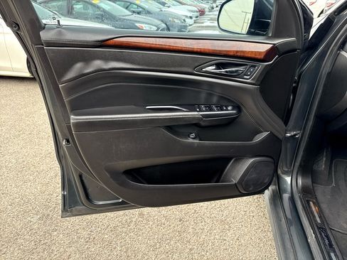 Used 2015 Cadillac SRX Luxury w/ Driver Awareness Package image 14