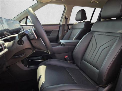 Used 2025 Hyundai Santa Fe SEL AWD/4WD image 15