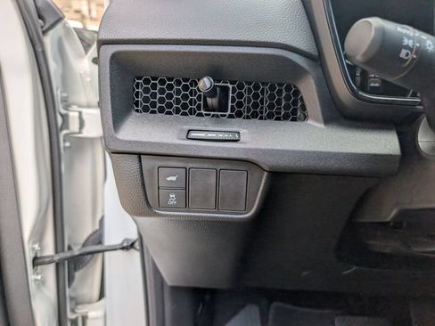 Used 2025 Honda CR-V Sport-L image 11